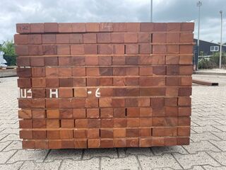 Ca. 156x Angelim Pedra Onderliggers Geschaafd, 45x68mm, lengte 200cm